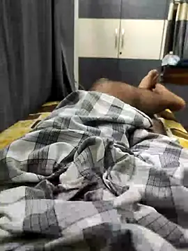 Snapshot of Tamil_small_cock chatting on 02/27/26, 05:57 Tamil small cock online show from 02/27/26, 05:57