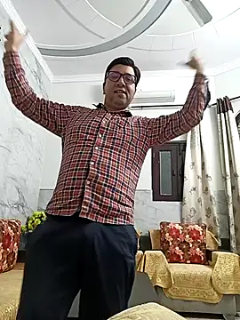 innocentboy1987 online show from 03/17/25, 11:42