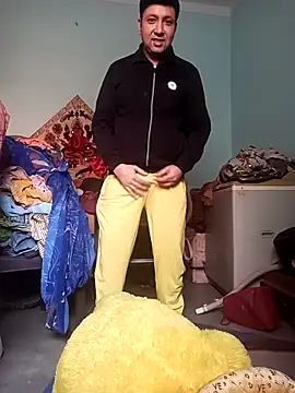 innocentboy1987 online show from 11/20/25, 06:13