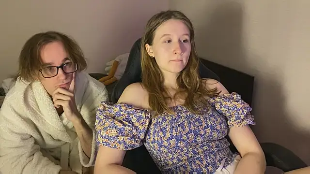 Sabrinaanddaniel online show from 11/10/25, 10:53