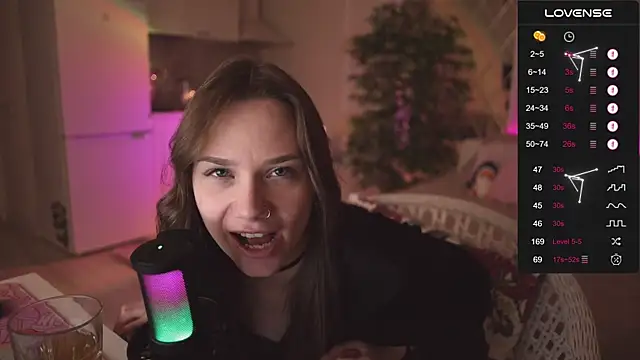 alexa feels  online show from 11/20/25, 04:07