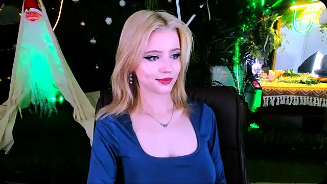 LeonaStane online show from 12/18/25, 06:03