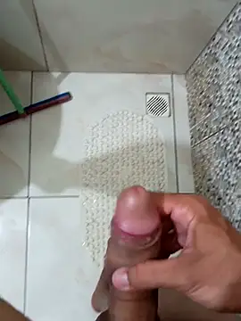 garoto-pirocudo online show from 03/18/25, 03:09