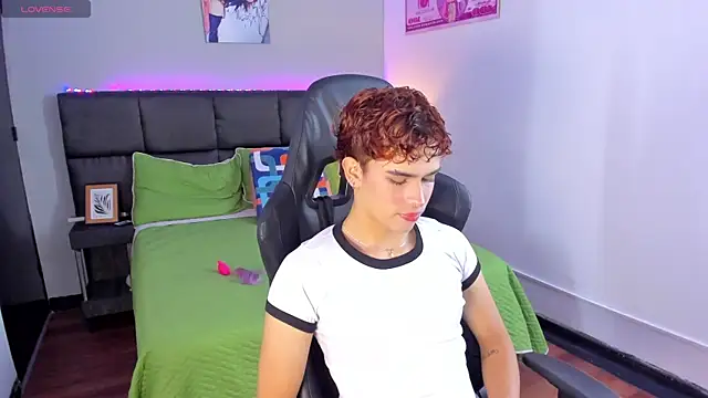 Aiiden 15 online show from 12/19/25, 01:07