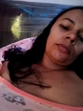 Snapshot of _sara_25 chatting on 04/11/26, 10:36 sara 25 online show from 04/11/26, 10:36