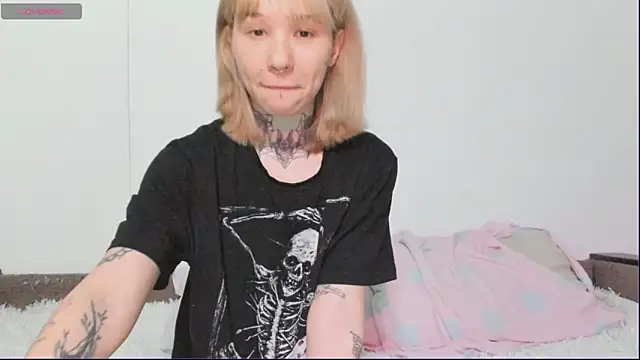 Snapshot of Sam_Jaster chatting on 11/07/25, 04:07 Sam Jaster online show from 11/07/25, 04:07