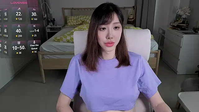 joycemilka online show from 10/30/25, 07:43