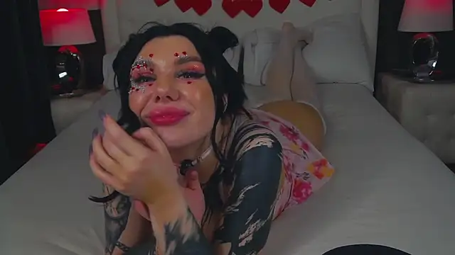 MaeveMoon online show from 02/15/26, 06:32