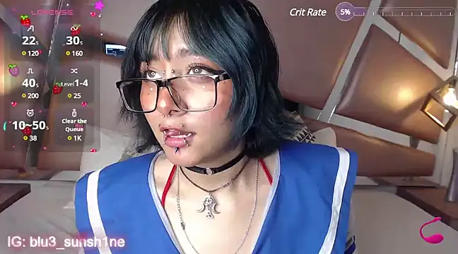 Snapshot of DarkMysterysF chatting on 03/11/25, 09:48 DarkMysterysF online show from 03/11/25, 09:48