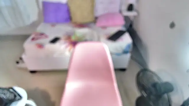 Snapshot of ariana_smiith chatting on 03/13/25, 06:34 ariana smiith online show from 03/13/25, 06:34