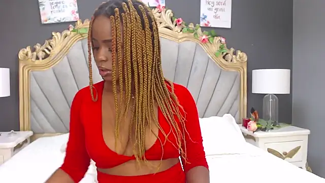 LindaBird online show from 03/16/25, 05:39