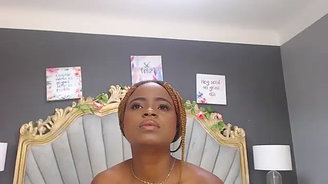 LindaBird online show from 03/20/25, 02:32