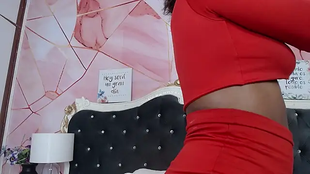 LindaBird online show from 11/24/25, 08:52