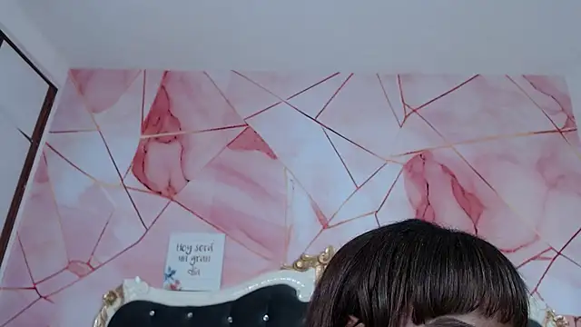 Snapshot of LindaBird chatting on 02/06/26, 06:55 LindaBird online show from 02/06/26, 06:55