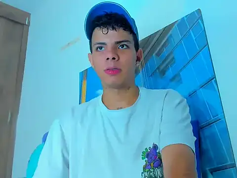 Alessandro 1610 online show from 02/25/25, 12:55