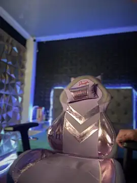 Carola-Ross online show from 03/02/25, 02:41