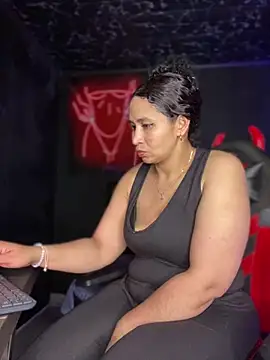 Carola-Ross online show from 03/08/25, 06:10