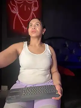 Carola-Ross online show from 03/18/25, 11:30