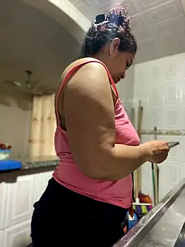 Carola-Ross online show from 09/14/25, 05:45