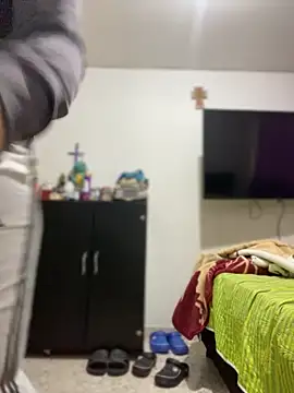 Carola-Ross online show from 04/07/26, 05:02