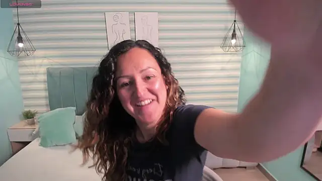 abby apple online show from 03/11/25, 05:35