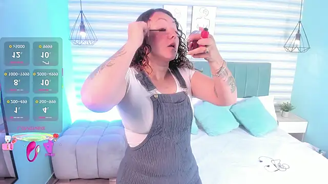 abby apple online show from 11/24/25, 01:33