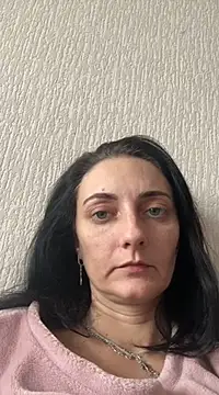 Snapshot of Miroslava1247 chatting on 02/16/25, 10:43 Miroslava1247 online show from 02/16/25, 10:43