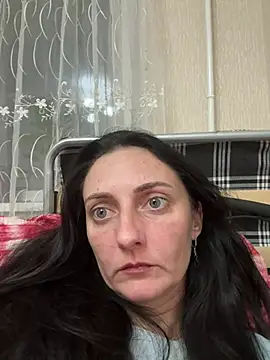 Snapshot of Miroslava1247 chatting on 03/09/25, 07:15 Miroslava1247 online show from 03/09/25, 07:15