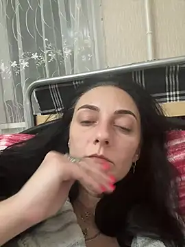 Snapshot of Miroslava1247 chatting on 03/15/25, 08:32 Miroslava1247 online show from 03/15/25, 08:32