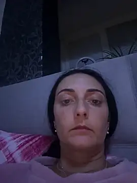 Snapshot of Miroslava1247 chatting on 09/28/25, 06:46 Miroslava1247 online show from 09/28/25, 06:46