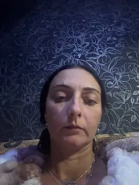 Snapshot of Miroslava1247 chatting on 10/06/25, 06:49 Miroslava1247 online show from 10/06/25, 06:49