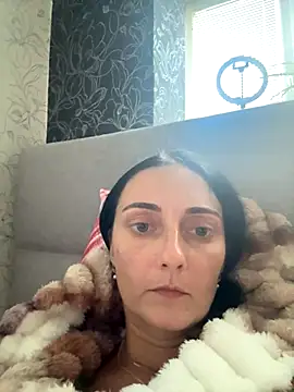 Snapshot of Miroslava1247 chatting on 10/12/25, 01:21 Miroslava1247 online show from 10/12/25, 01:21