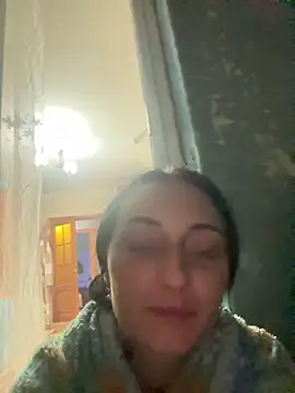 Snapshot of Miroslava1247 chatting on 10/21/25, 06:19 Miroslava1247 online show from 10/21/25, 06:19