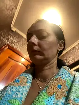 Snapshot of Miroslava1247 chatting on 10/27/25, 06:45 Miroslava1247 online show from 10/27/25, 06:45