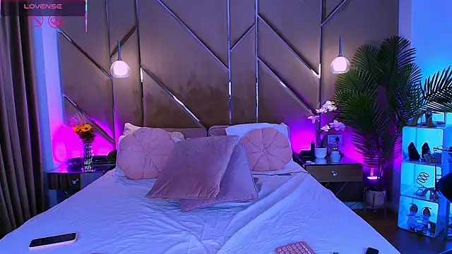 Lellie   online show from 02/27/26, 05:57