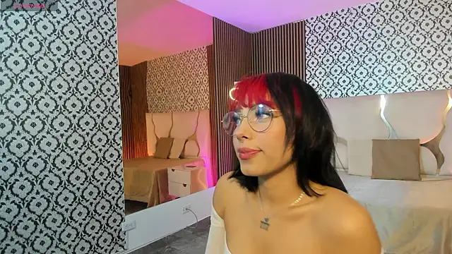 Issa tay1 online show from 03/17/26, 03:22