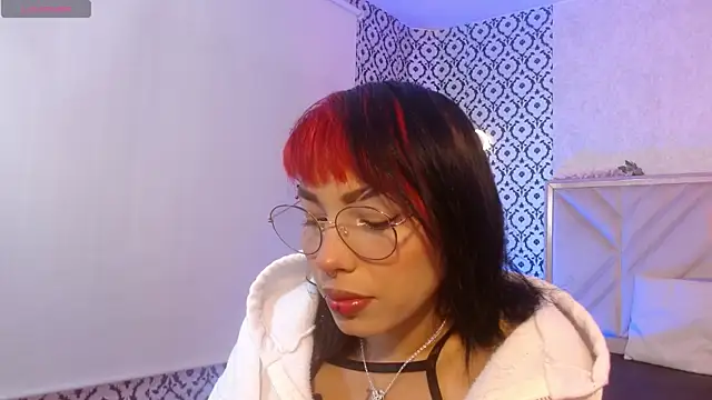 Snapshot of Issa_tay1 chatting on 05/29/26, 03:15 Issa tay1 online show from 05/29/26, 03:15