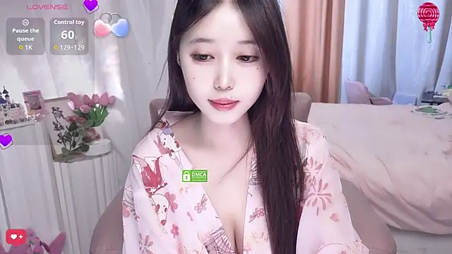 AsiaElf online show from 09/11/25, 12:05