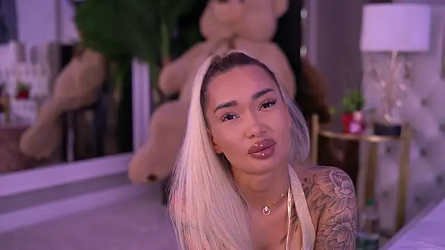 SashaFerrera online show from 09/11/25, 06:41