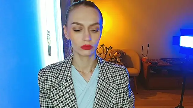 Lady Sunshine  online show from 02/17/26, 08:00