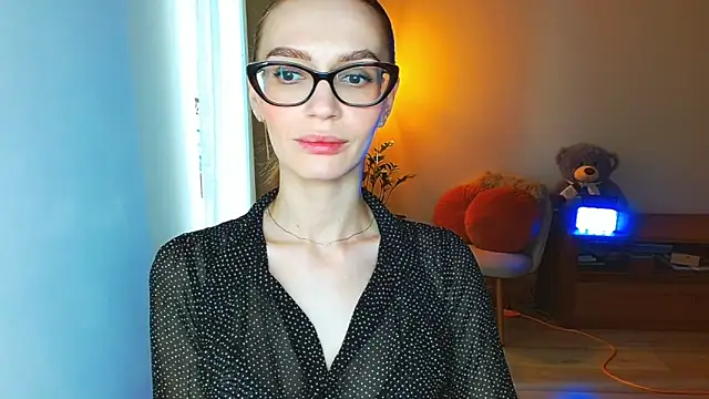 Lady Sunshine  online show from 04/18/26, 07:56