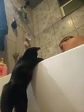 ShysluutGia online show from 12/19/25, 07:37