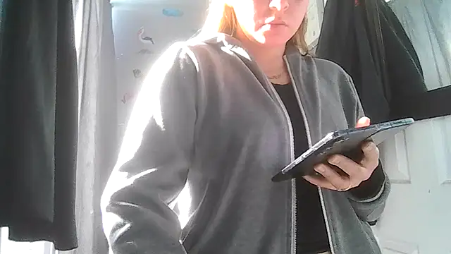 ShysluutGia online show from 02/22/26, 05:00