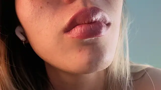 Carolblonde online show from 03/05/26, 11:12