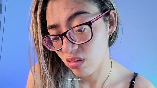 Carolblonde online show from 06/25/26, 10:36