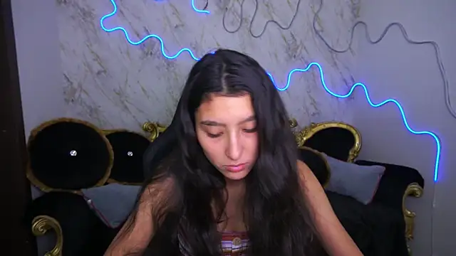 CharmMocco online show from 02/10/25, 01:44