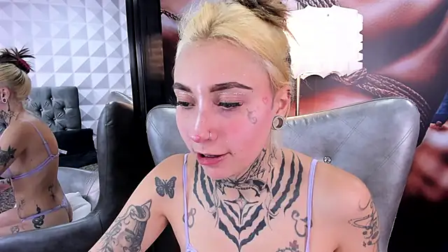 miss   angel online show from 02/13/25, 06:05