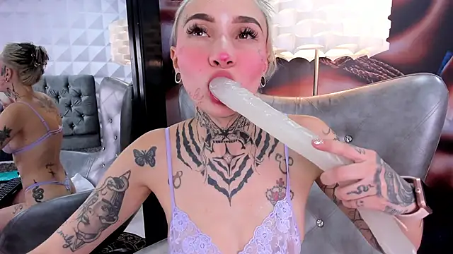 miss   angel online show from 02/25/25, 05:58