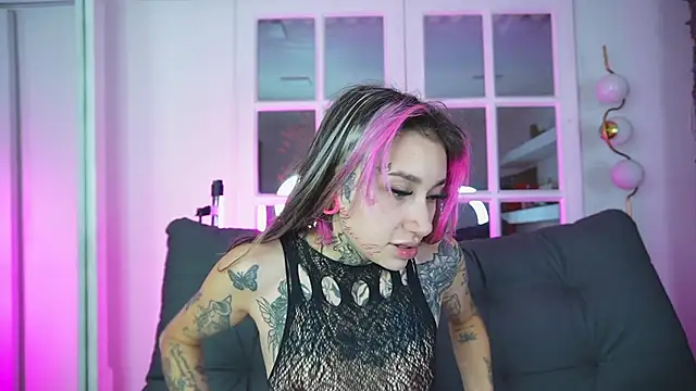 miss   angel online show from 05/27/26, 11:07