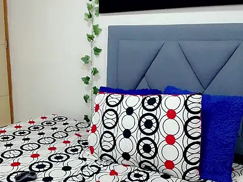 dominic 00 online show from 02/22/25, 10:42